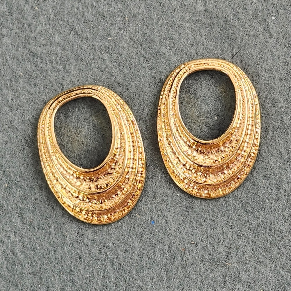 1990s BEAUTIFUL Vintage gold tone AVON Earring parts Use As Pendants /Scarf Ring